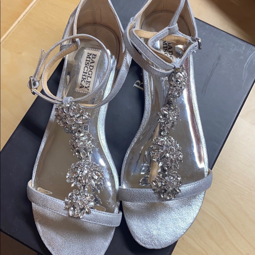Badgley Mischka Silver Lilli Jewel Sandals Size 8